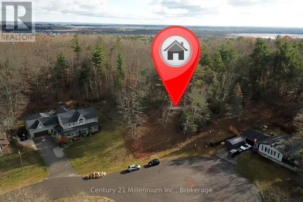 18 Longdale Road, Wasaga Beach